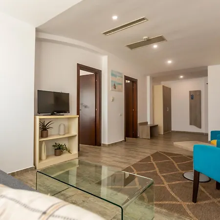 Riviera 3*