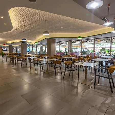 Hotell Riviera 3*